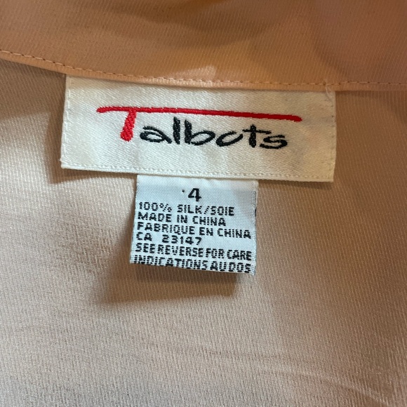 100% silk pink button up - Picture 4 of 4